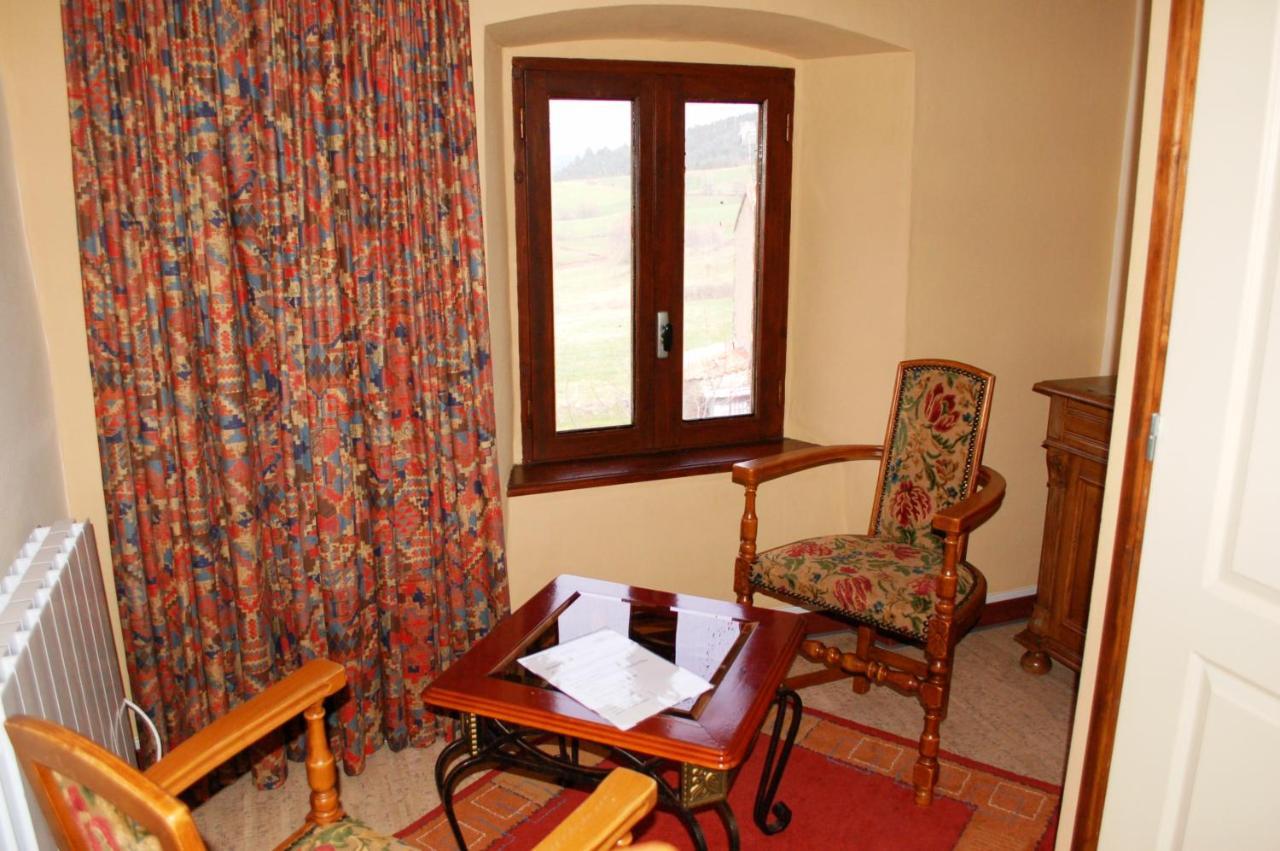 Le Grand Trianon Bed & Breakfast Saint-Didier-sur-Doulon Exterior photo